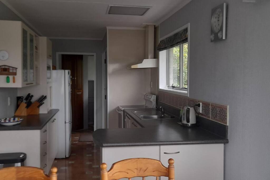 Lake Rotoiti Lakehouse Retreat ロトルア エクステリア 写真